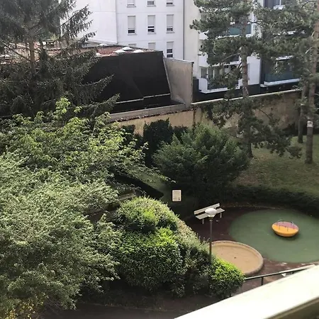 F3 Proche Metro 7 Apartment *